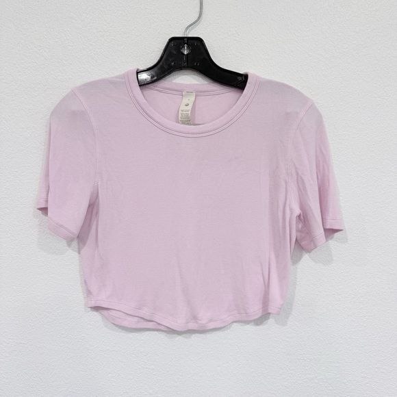 Lululemon Hold Tight Straight-Hem Cropped T-Shirt Rose Blush Size 8 - Picture 5 of 8